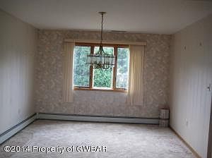 5th image of 63 Betsy Ross Dr