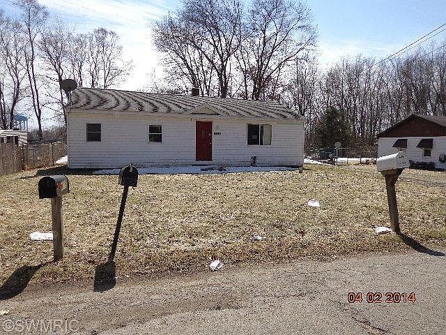 1st image of 423 Wellington Ave