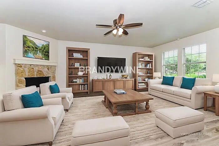 523 Indian Paintbrush Dr — Photo 3