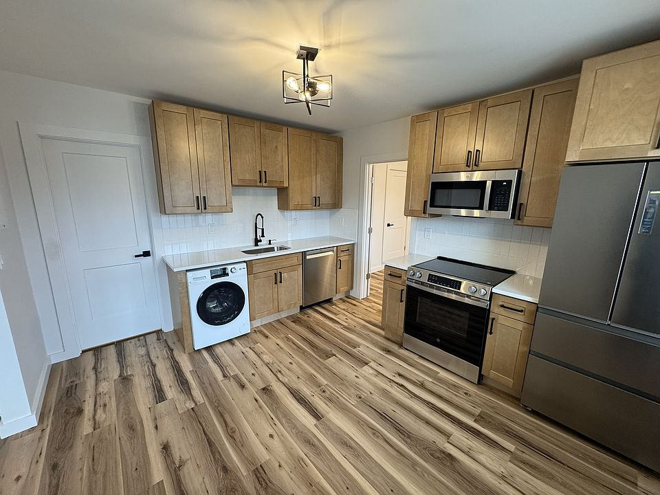 1st image of 411-431 N Main St #5