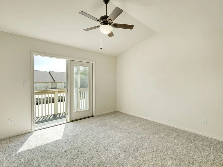 2215 Dry Creek Dr #504 — Photo 6
