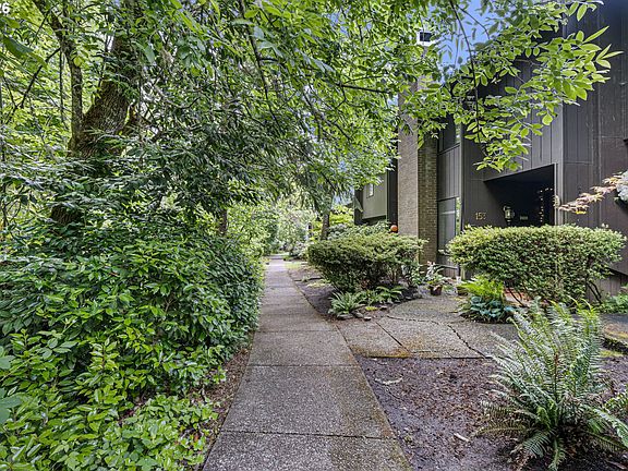 3rd image of 157 Westbrook Way