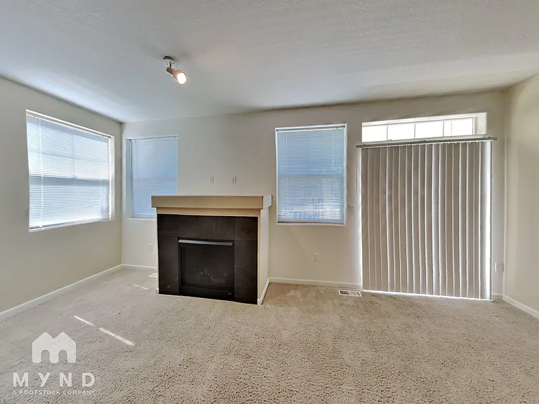 15390 SW Mallard Dr #103 — Photo 4
