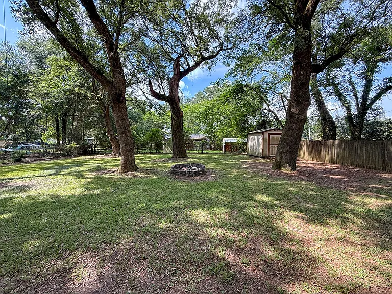 5240 Catalina St — Photo 14