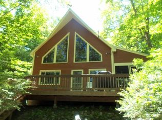 1633 Ridge Rd, Frye Island, ME 04071