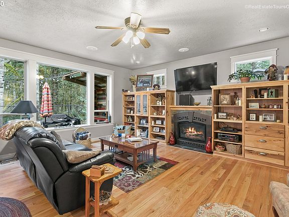 4th image of 24415 E Evergreen Park St