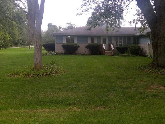 4th image of 965 E 23rd Ave