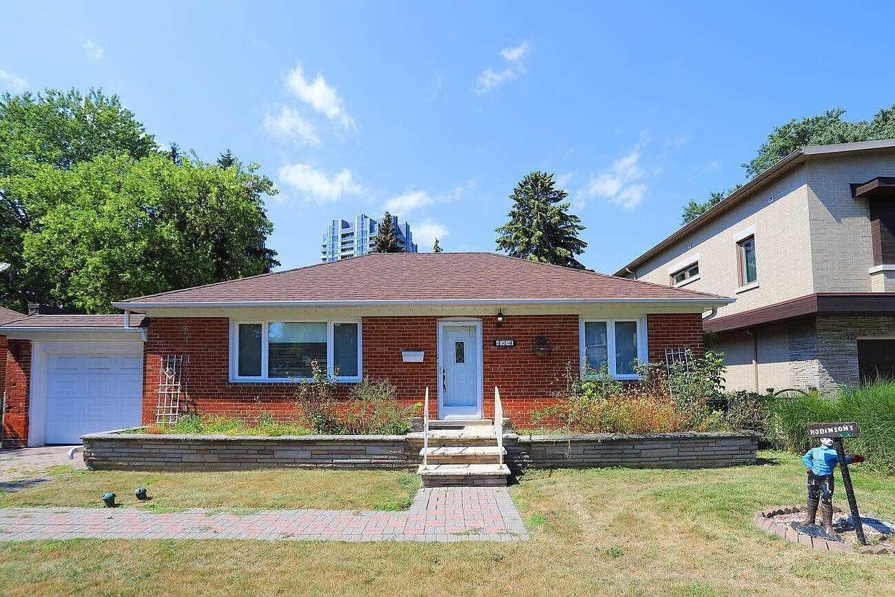 114 Upper Canada Dr, Toronto, ON M2P 1S4 Zillow