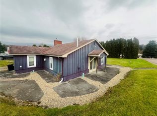 256 Elklick St, Meyersdale, PA 15552
