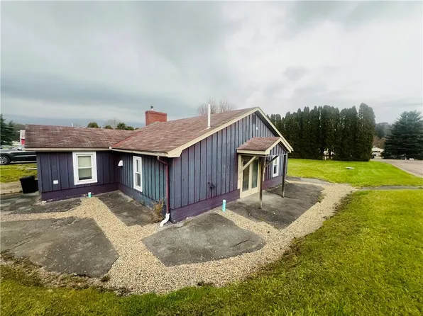 256 Elklick St, Meyersdale, PA 15552