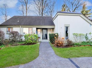 278 Heritage Vlg #B, Southbury, CT 06488