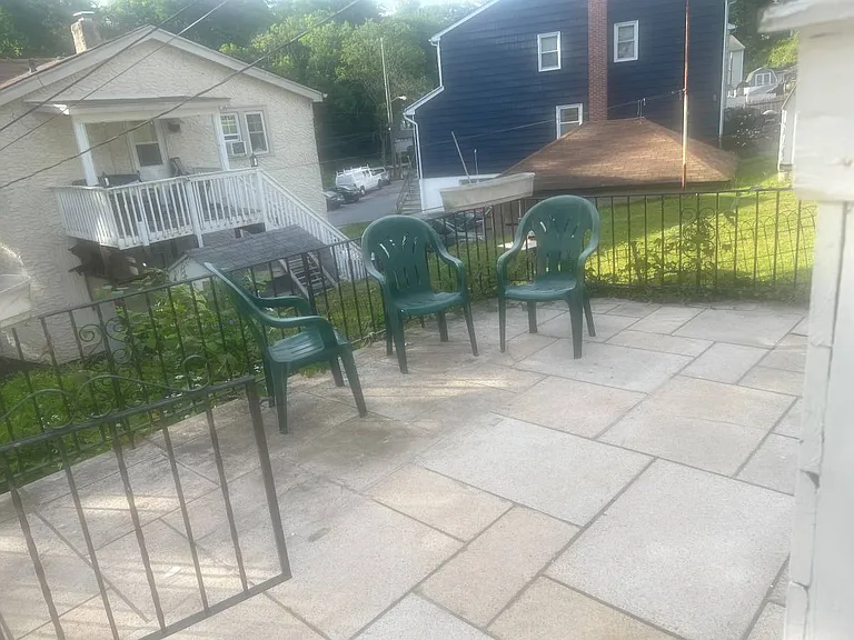 432 Gordon Ave — Photo 5