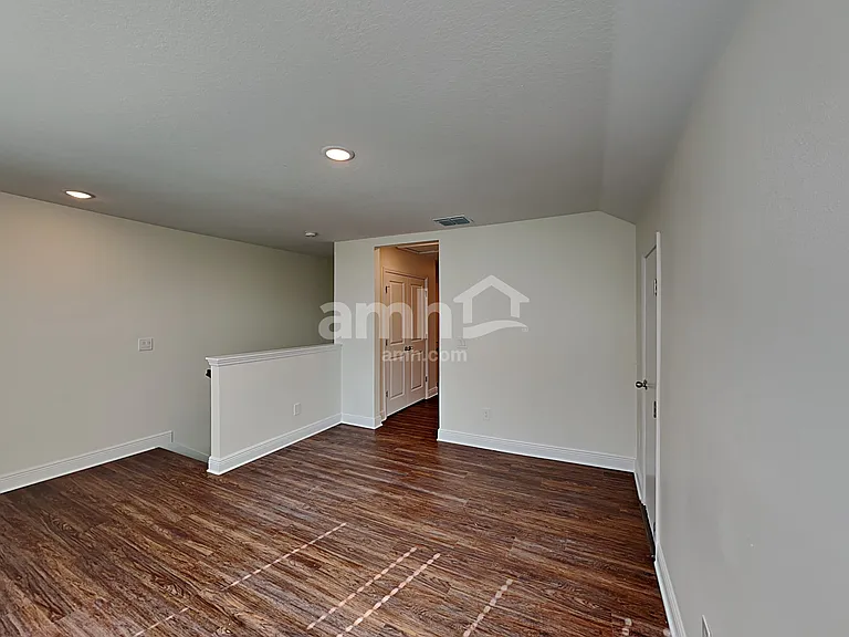 955 Heavenly Dr — Photo 31