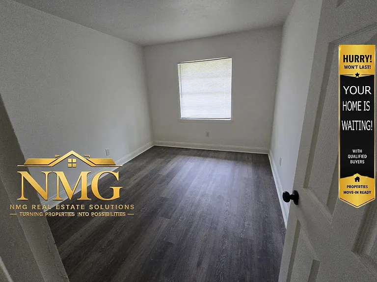 3084 Fleetwood Dr — Photo 5