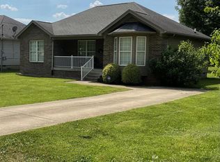 4898 Charlotte Dr, Louisville, KY 40219