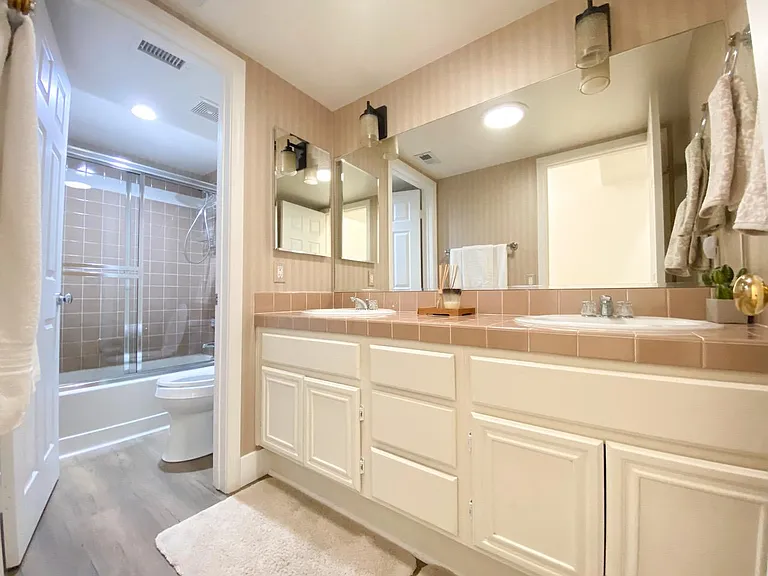 Second/hall bathroom. Double sinks.