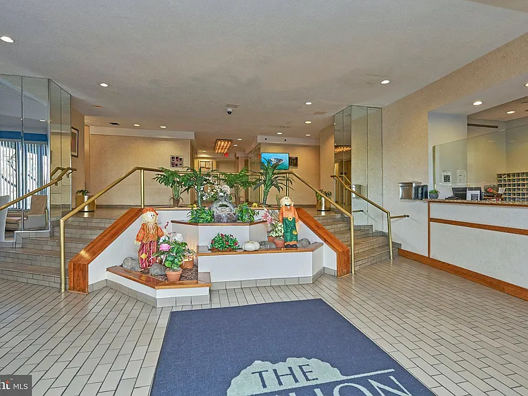 5340 Holmes Run Pkwy #601 — Photo 22
