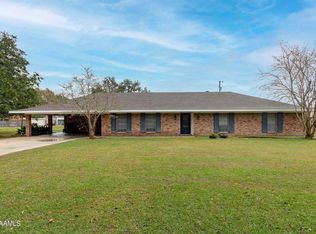 2217 Blue Haven Dr, New Iberia, LA 70563