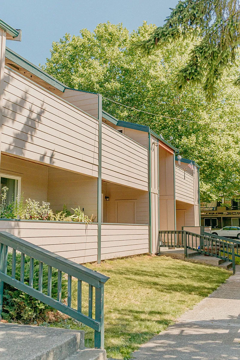 Building Photo - The Texas St Apartments