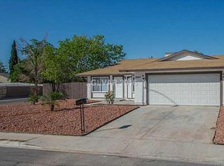3945 Maple Hill Rd, Las Vegas, NV 89115