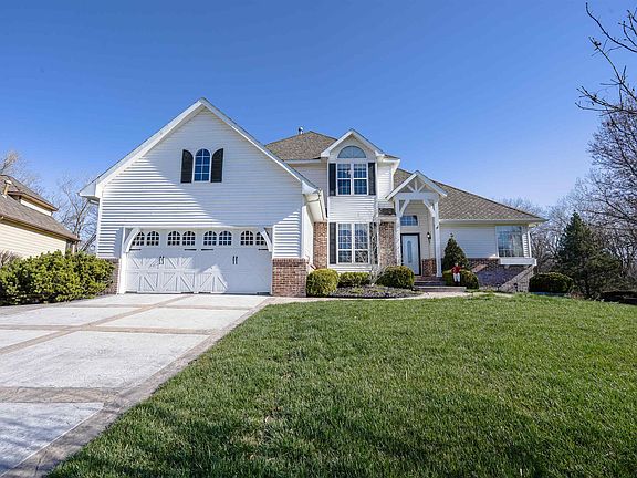 2nd image of 1639 N Woodridge Dr