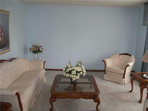 3rd image of 3240 S New Jersey St