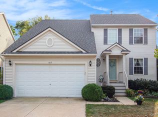 187 Merrimack Dr, Howell, MI 48843