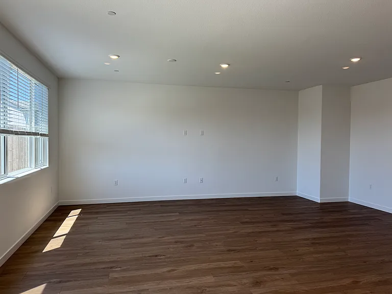 8471 Anker Way — Photo 8