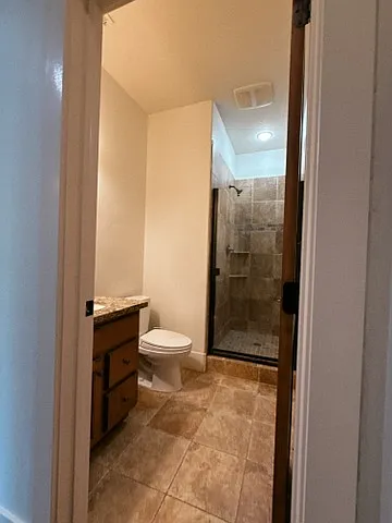 Main Floor Bathroom (Right next to Kitchen, Living Room and Main floor Bedroom)