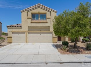 916 E El Campo Grande Ave, North Las Vegas, NV 89081