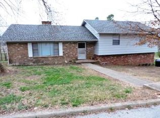 506 S Vine St, Harrison, AR 72601