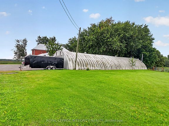 5th image of 3131 River Rd