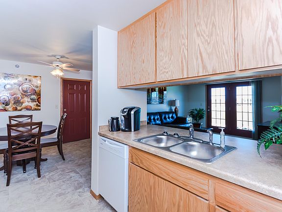 2nd image of 3540 S 18th St #440077e47