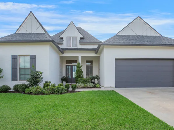 408 Last Quarter Dr, Youngsville, LA 70592