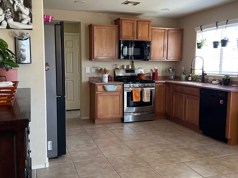8015 W Rushmore Way — Photo 23