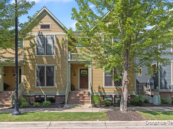 915 Blodgett St SE, Grand Rapids, MI 49506