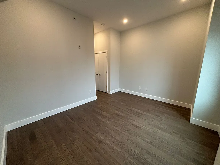 2443 N Marshall St #C3 — Photo 6