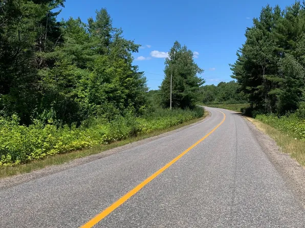 4225 Southwood Rd, Muskoka Lakes, ON P0C 1M0