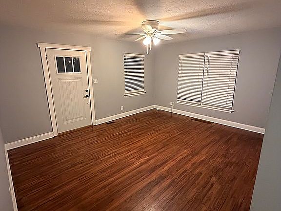 4th image of 3012 Bergdolt Rd