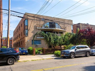 14726 Roosevelt Avenue #3D, Flushing, NY, 11354