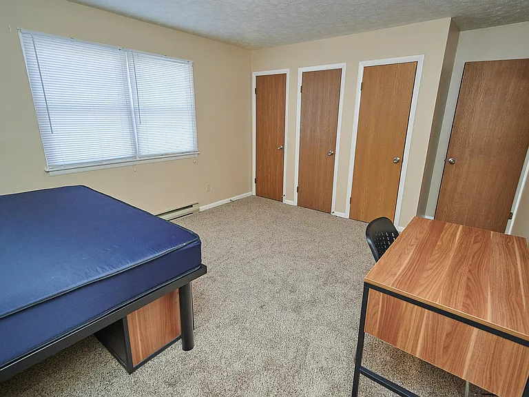 Crimson Hawk Student Housing — Photo 34