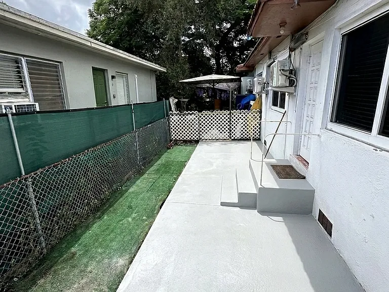 600 SW 16th Ave #1602 — Photo 12