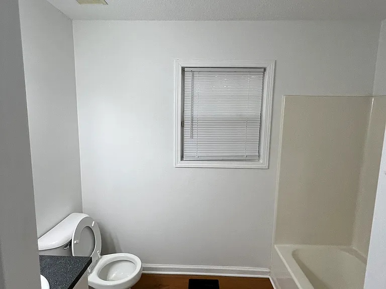 114 Webbs Mill Dr — Photo 13