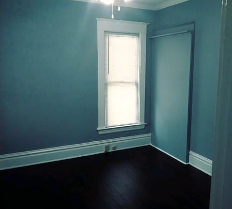 4th image of 215 Dean St NE #1