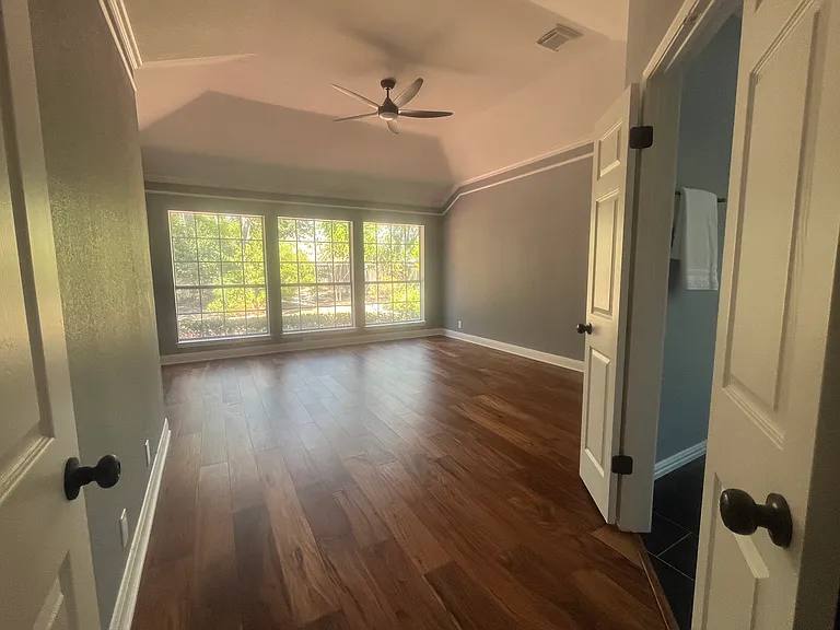 10410 Laurel Hill Cv — Photo 18