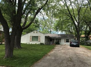 201 Thornhurst Rd, Bolingbrook, IL 60440