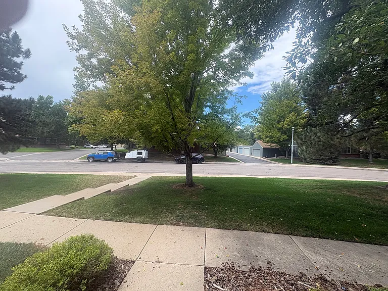 8651 E Amherst Dr — Photo 41