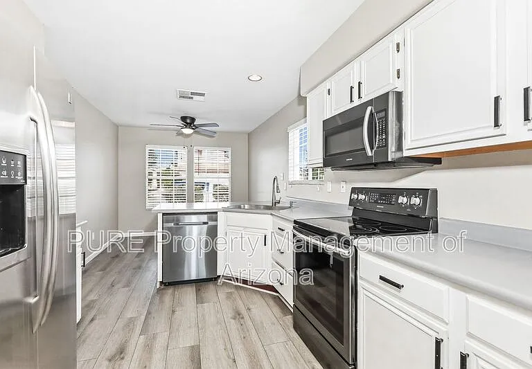 2638 N Saffron Cir — Photo 6