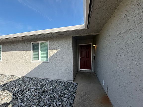 2nd image of 9225 Castlemont Cir