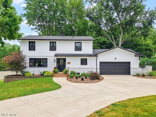 501 Merriman Rd, Akron, OH 44303